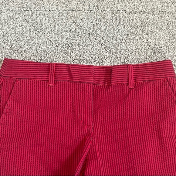 Ann Taylor Loft Shorts Womens 4 Red Seersucker Striped Stretch Chino Pockets - Picture 2 of 10